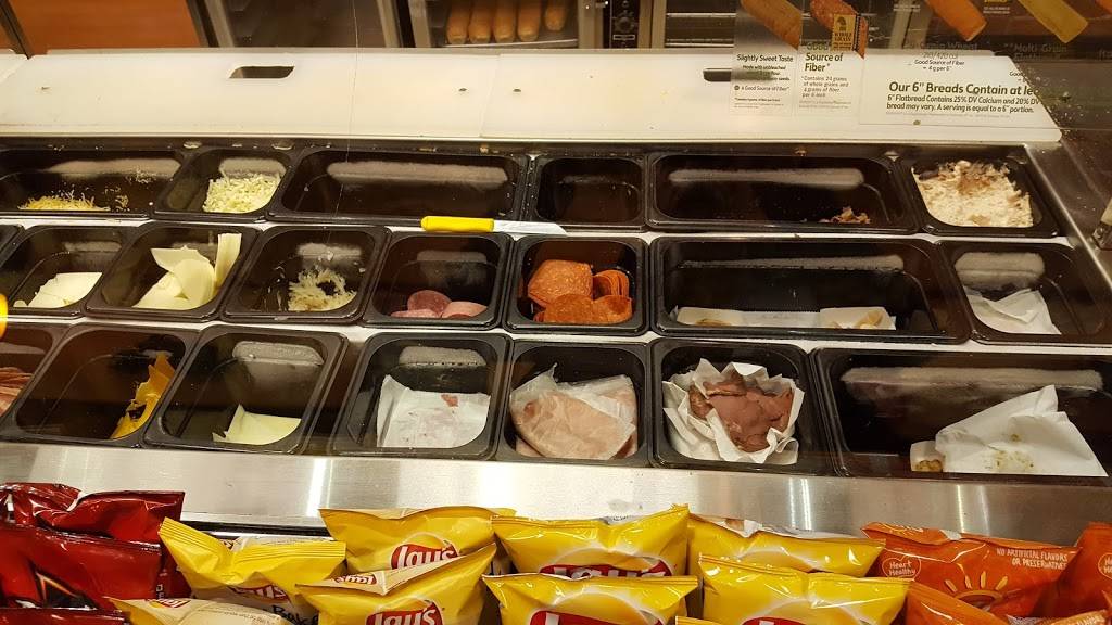 Subway | restaurant | 290 Peppers Ferry Rd NE A, Christiansburg, VA 24073, USA | 5403824080 OR +1 540-382-4080