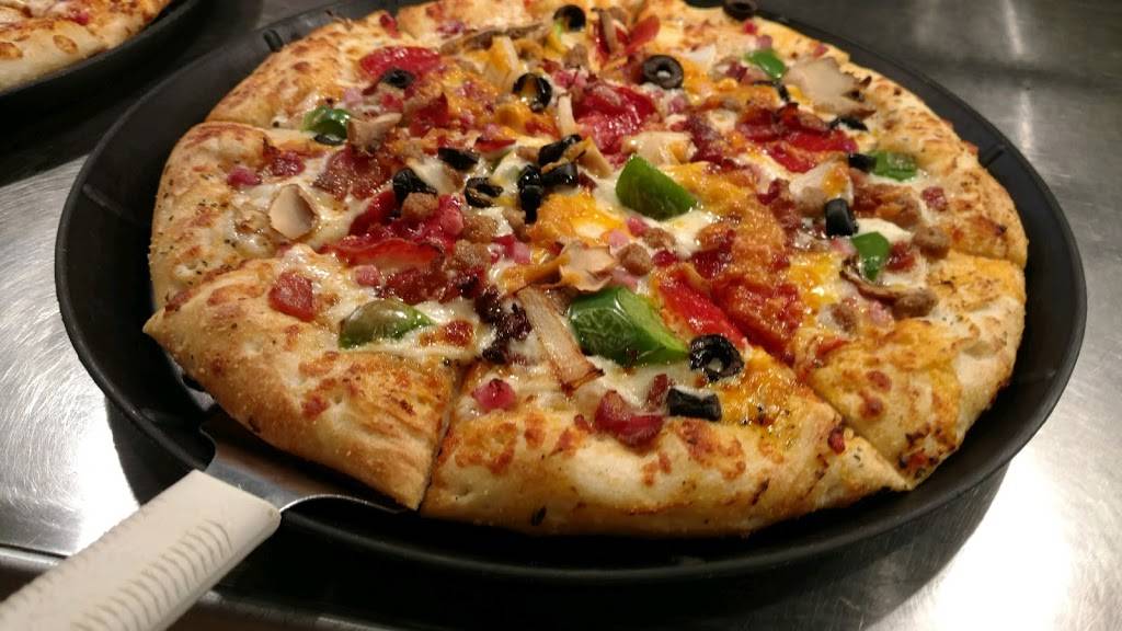 Pizza Factory & Grill | meal takeaway | 5820, 1024 Georgia Rd, Franklin, NC 28734, USA | 8283498888 OR +1 828-349-8888