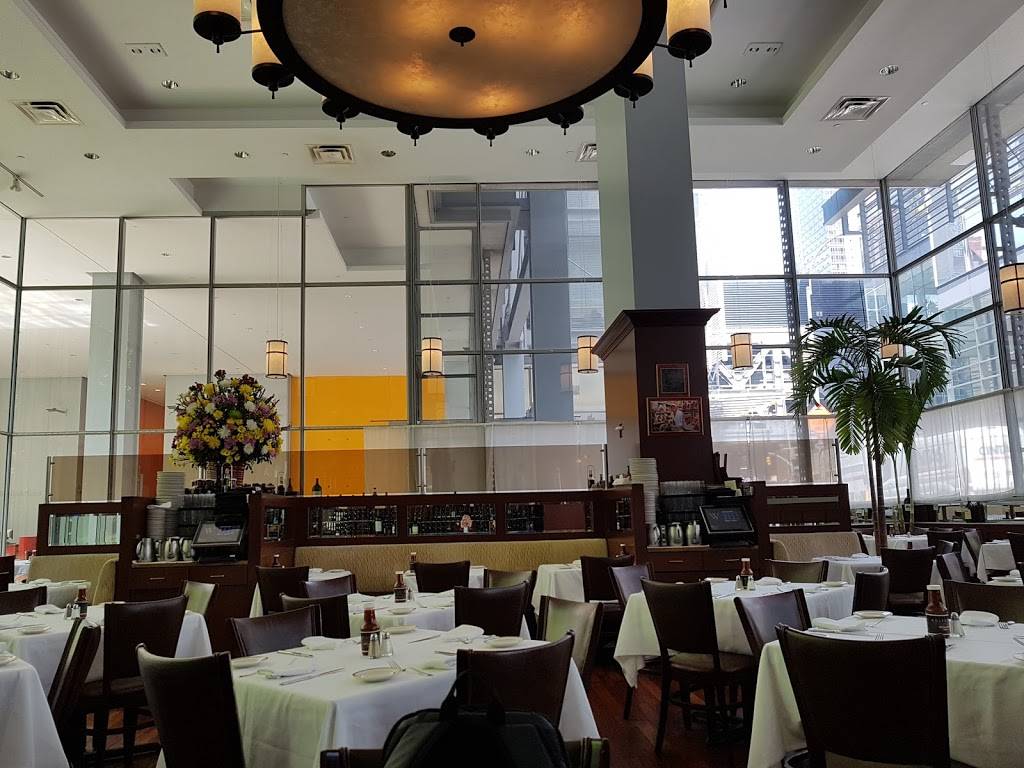 Wolfgangs Steakhouse | restaurant | 250 W 41st St, New York, NY 10036, USA | 2129213720 OR +1 212-921-3720