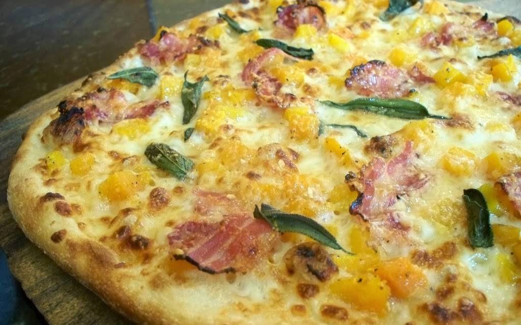 Harrys Bishops Corner Pizza Napoletana | restaurant | 732 N Main St, West Hartford, CT 06117, USA | 8602360400 OR +1 860-236-0400