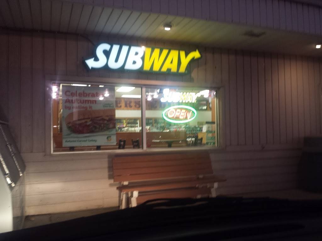 Subway | restaurant | 157 E Morrison St, Edgerton, OH 43517, USA | 4192982648 OR +1 419-298-2648