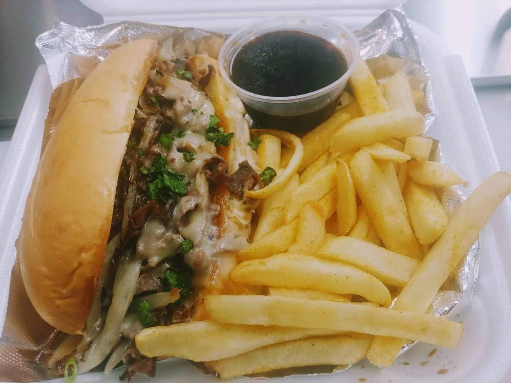 Puttys Kitchen | restaurant | 1714 Merriman Rd, Akron, OH 44313, USA | 3305989177 OR +1 330-598-9177