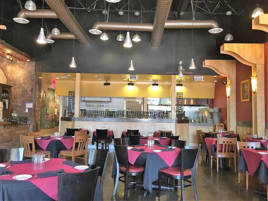 con amore ristorante | restaurant | 2630 Tuscany St #103, Corona, CA 92881, USA | 9512725894 OR +1 951-272-5894