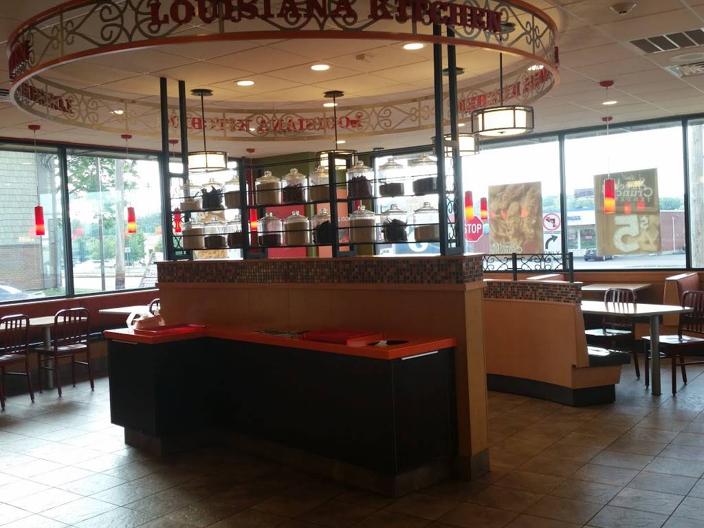 Popeyes Louisiana Kitchen | restaurant | 3062 Erie Blvd E, Syracuse, NY 13224, USA | 3158830276 OR +1 315-883-0276