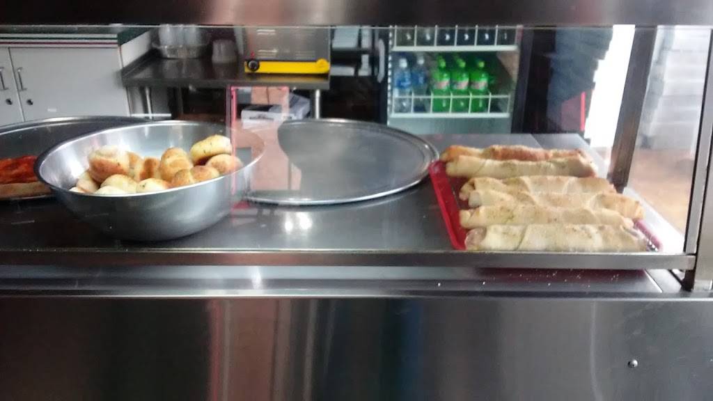 Italian Village Pizza | restaurant | 2713 Brownsville Rd, Pittsburgh, PA 15227, USA | 4128811400 OR +1 412-881-1400