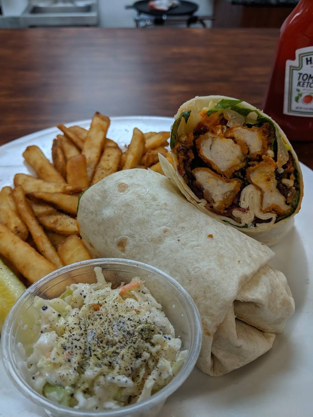 Bayside Restaurant | restaurant | 3890 Charlevoix Ave #290, Petoskey, MI 49770, USA | 2316228298 OR +1 231-622-8298