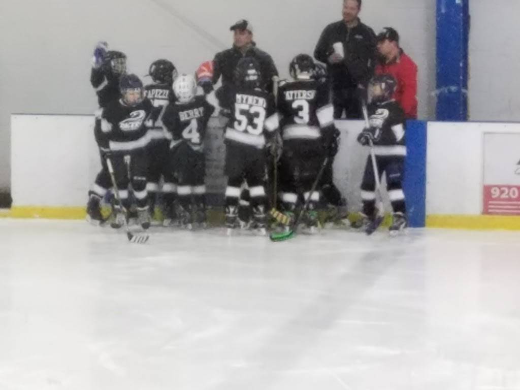 Arctic Coliseum Inc | restaurant | 501 Coliseum Dr, Chelsea, MI 48118, USA | 7344334444 OR +1 734-433-4444