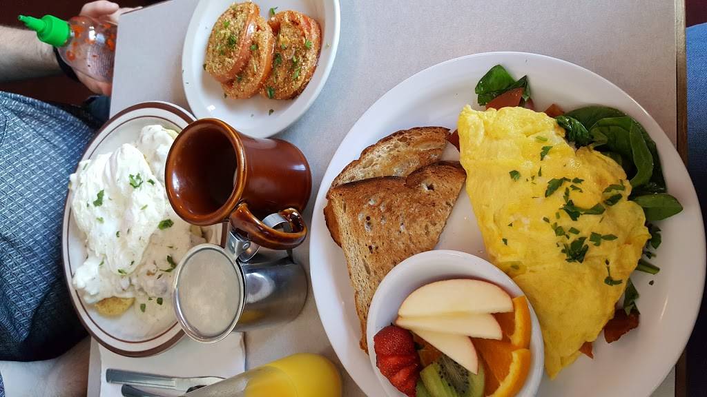 New Moon Cooperative Cafe | cafe | 113 4th Ave W, Olympia, WA 98501, USA | 3603573452 OR +1 360-357-3452