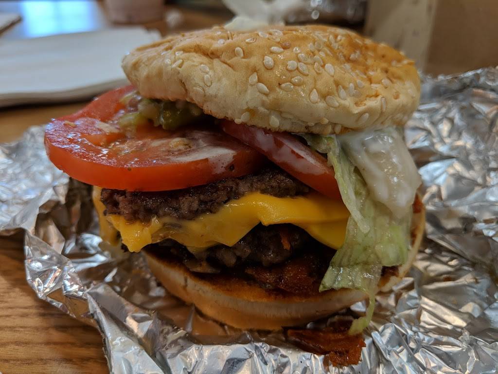 Five Guys | meal takeaway | 24548 West 12 Mile Road, Southfield, MI 48034, USA | 2483543483 OR +1 248-354-3483