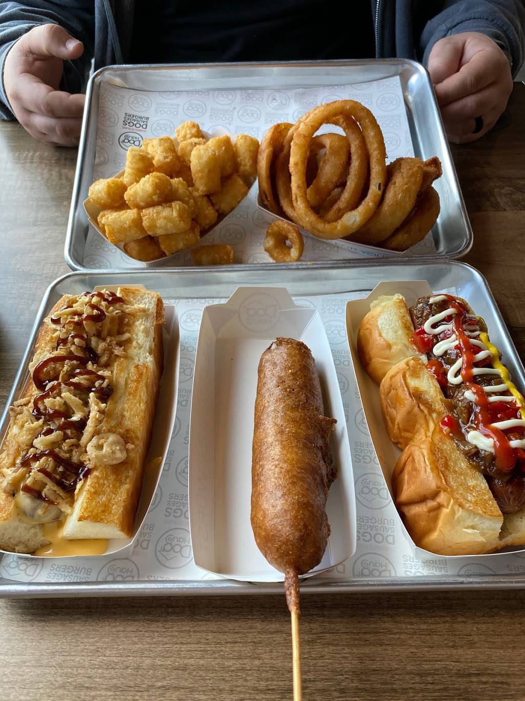 Dog Haus Biergarten | restaurant | 20907 Stone Oak Pkwy, San Antonio, TX 78258, USA | 2102578809 OR +1 210-257-8809