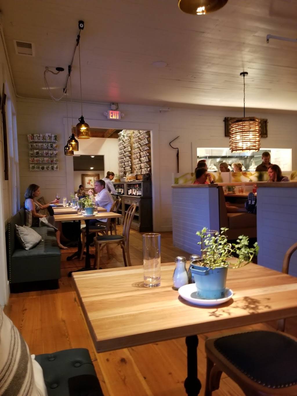 7 Acre BarnGrill | restaurant | 850 Hickory Flat Rd, Milton, GA 30004, USA | 7707772273 OR +1 770-777-2273