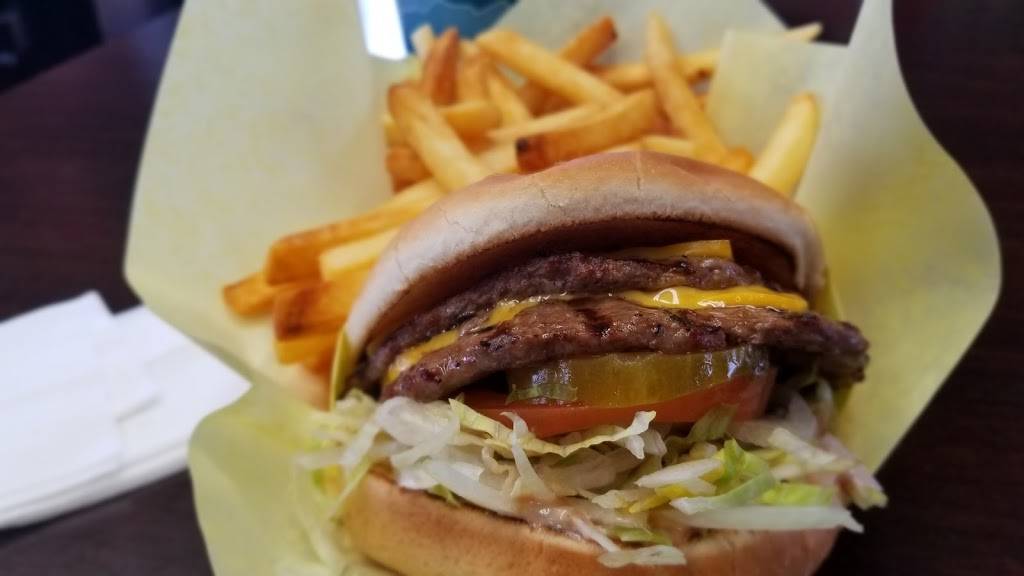 Star Burgers | restaurant | 14752 Badillo St, Baldwin Park, CA 91706, USA | 6263377777 OR +1 626-337-7777