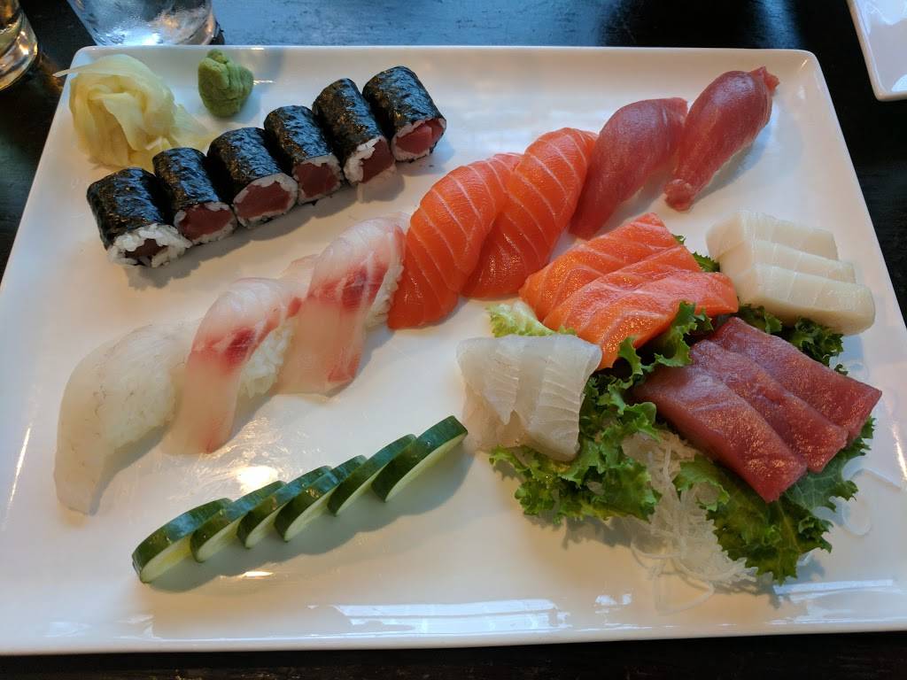 Liki Sushi & Hibachi | restaurant | 243 Schuylkill Rd, Phoenixville, PA 19460, USA | 6109839960 OR +1 610-983-9960