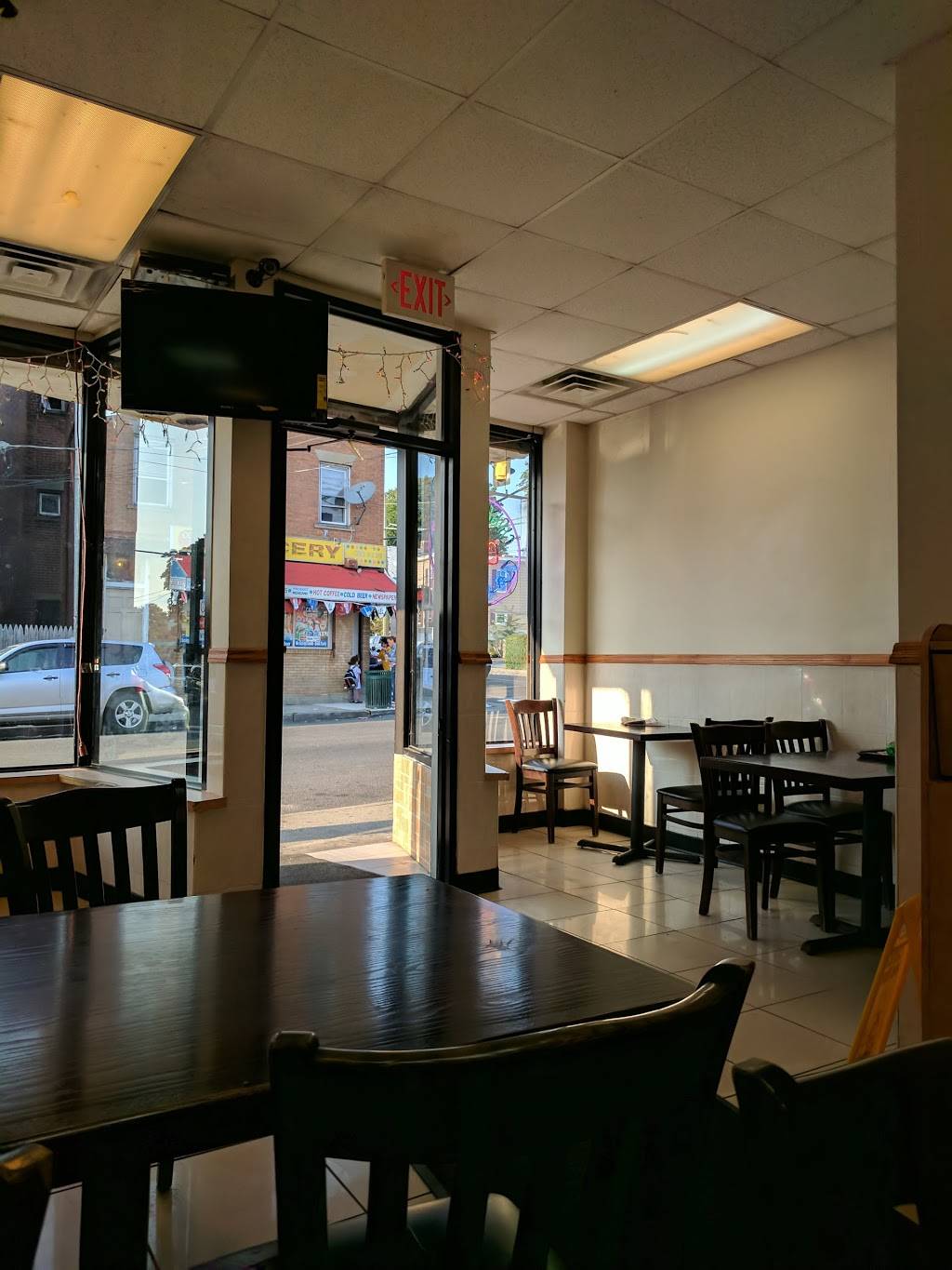 New China King | restaurant | 139 Cove Rd, Stamford, CT 06902, USA | 2038838881 OR +1 203-883-8881