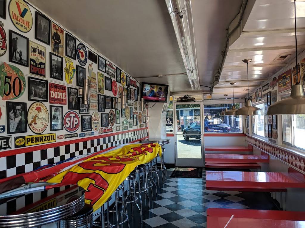 Sno White | restaurant | 420 N Yosemite Ave, Oakdale, CA 95361, USA | 2098483908 OR +1 209-848-3908