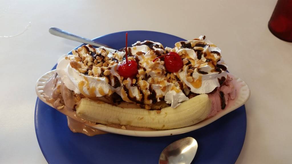 Hot Rods Diner | restaurant | 208 Village Circle, Social Circle, GA 30025, USA | 7704643464 OR +1 770-464-3464