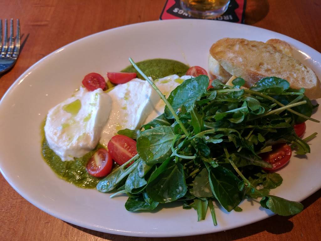 Iron Springs Pub & Brewery | restaurant | 765 Center Blvd, Fairfax, CA 94930, USA | 4154851005 OR +1 415-485-1005