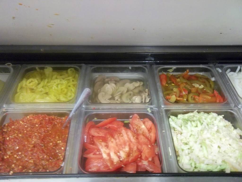 Loonis Pizza & Subs | restaurant | 2201 Eastern Blvd, Middle River, MD 21220, USA | 4103916162 OR +1 410-391-6162