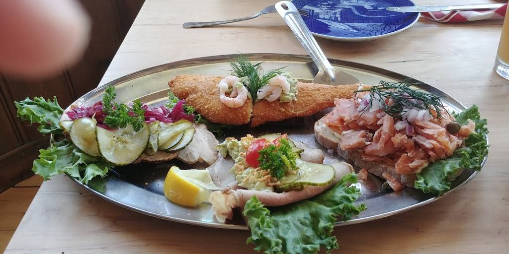 The Danish Place | restaurant | 7150 Concession 1, Puslinch, ON N0B 2J0, Canada | 5198240539 OR +1 519-824-0539