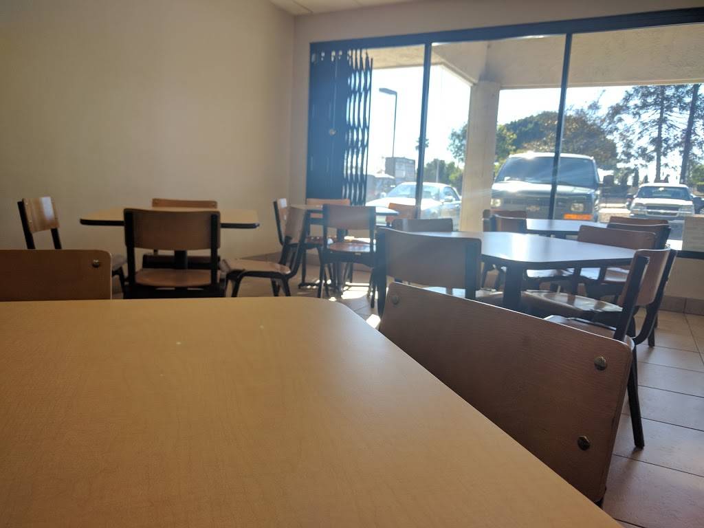 Brown Bag Deli | restaurant | 3280 Main St, San Diego, CA 92113, USA | 6192311800 OR +1 619-231-1800