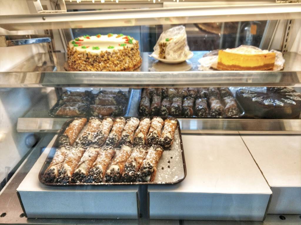 Pauls Pasta Shop | restaurant | 223 Thames St, Groton, CT 06340, USA | 8604455276 OR +1 860-445-5276