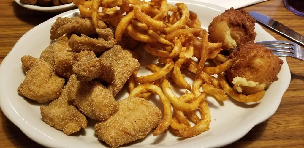 Bobby Qs | restaurant | 428 E Broad St, Cookeville, TN 38501, USA | 9315261024 OR +1 931-526-1024