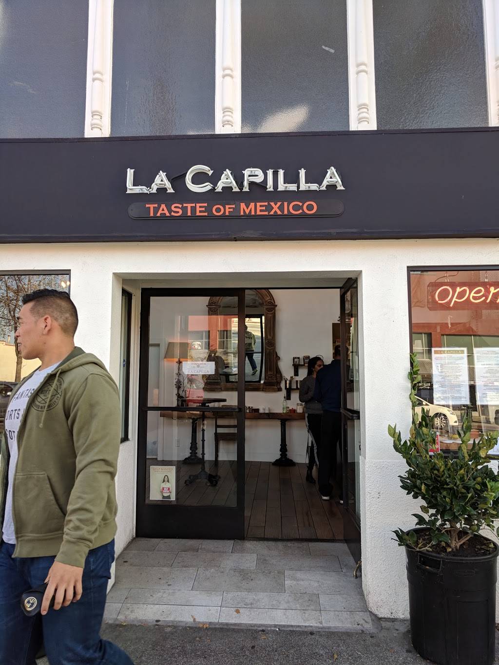 La Capilla | restaurant | 1106 University Ave, Berkeley, CA 94702, USA | 5105294906 OR +1 510-529-4906