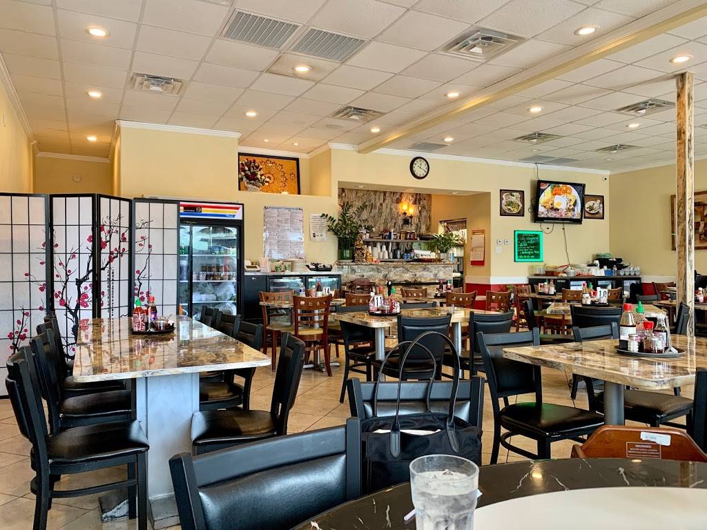 Que Huong Bistro | restaurant | 13438 Bellaire Blvd #2, Houston, TX 77083, USA | 8327818864 OR +1 832-781-8864