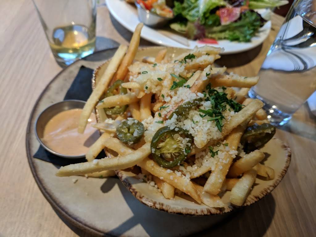 Fall Line Kitchen & Cocktails | restaurant | 232 Bridge St, Vail, CO 81657, USA | 9704704803 OR +1 970-470-4803