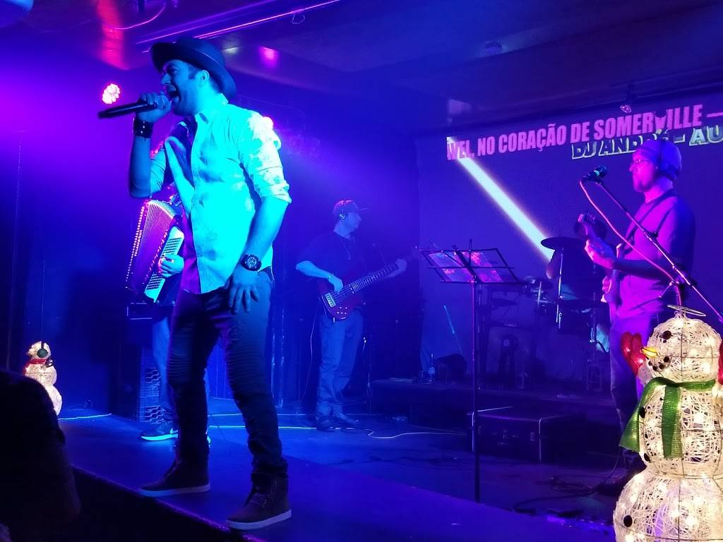 Samba Bar & Grille | restaurant | 608 Somerville Ave, Somerville, MA 02143, USA | 6177189177 OR +1 617-718-9177