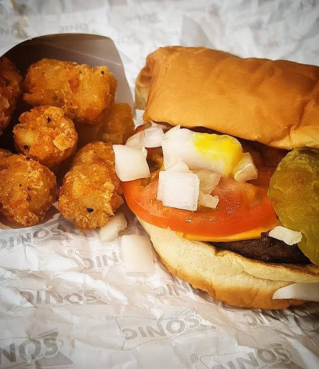 Sonic Drive-In | restaurant | 16031 South Farrell Rd, Lockport, IL 60441, USA | 8158380092 OR +1 815-838-0092