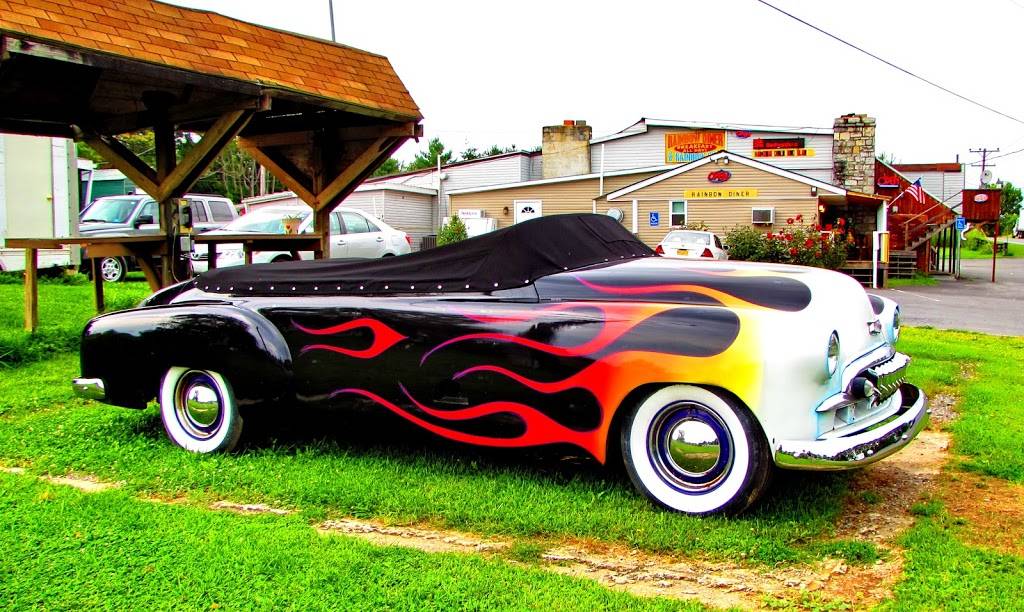 Rainbow Diner & Truck Stop | restaurant | 137 Berryville Pike, Charles Town, WV 25414, USA | 3047253767 OR +1 304-725-3767