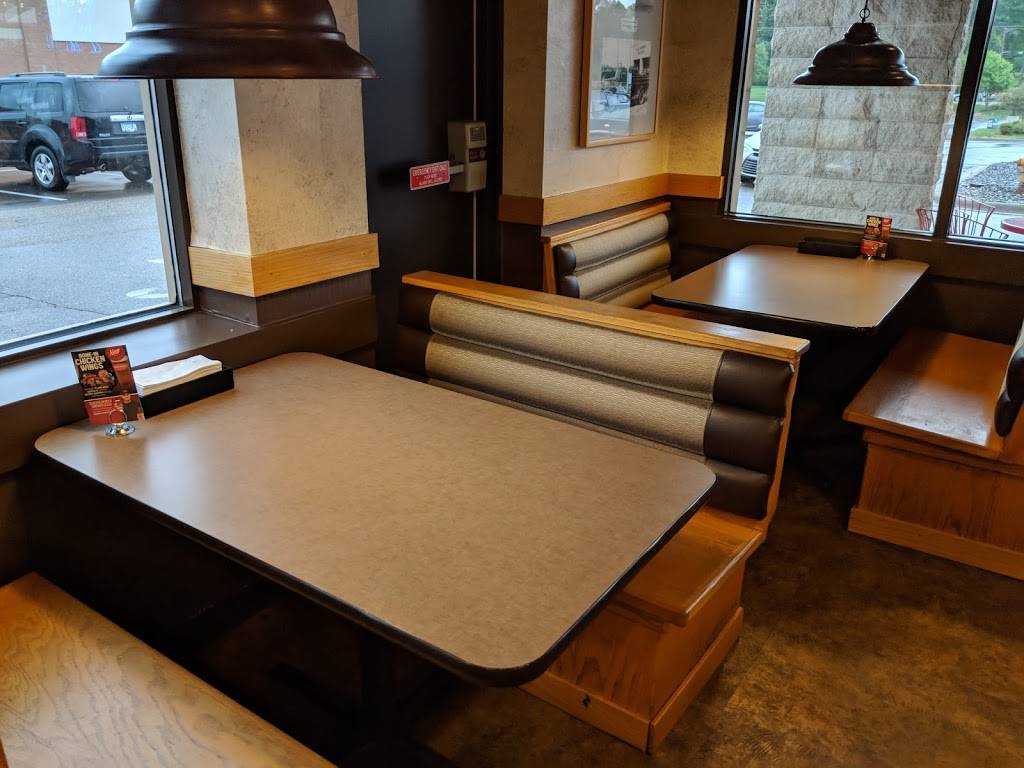 Davannis Pizza & Hot Hoagies | restaurant | 3673 Lexington Ave N, Arden Hills, MN 55126, USA | 6514817100 OR +1 651-481-7100