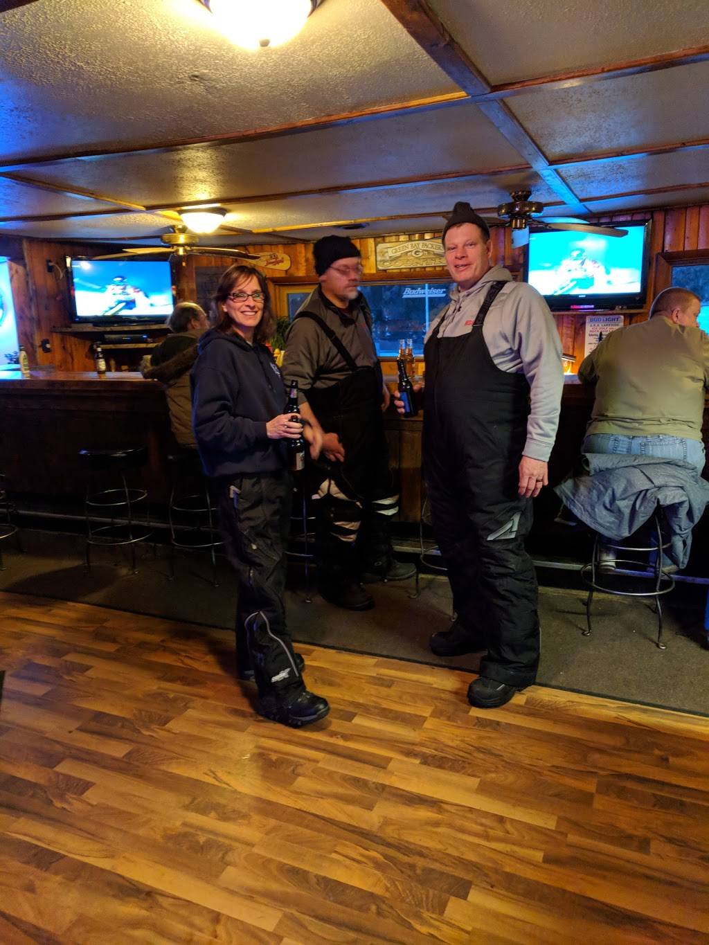 Aka Lakeside | restaurant | N8560 N Hay Creek Rd #8901, Willard, WI 54493, USA | 7152676432 OR +1 715-267-6432