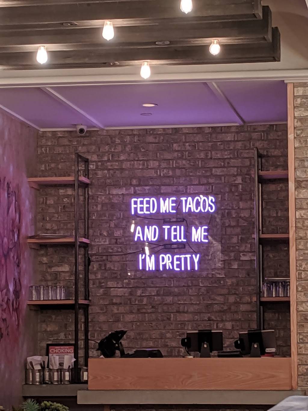 Mission Taco | restaurant | 371 New York Ave, Huntington, NY 11743, USA | 6316148226 OR +1 631-614-8226