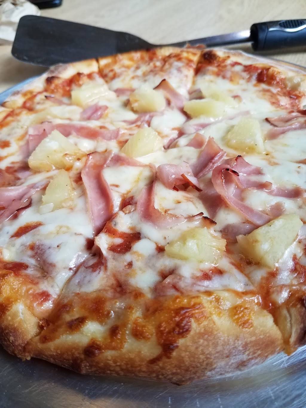 Little Venice Pizzeria | restaurant | 742 South Ave, Rochester, NY 14620, USA | 5854736710 OR +1 585-473-6710