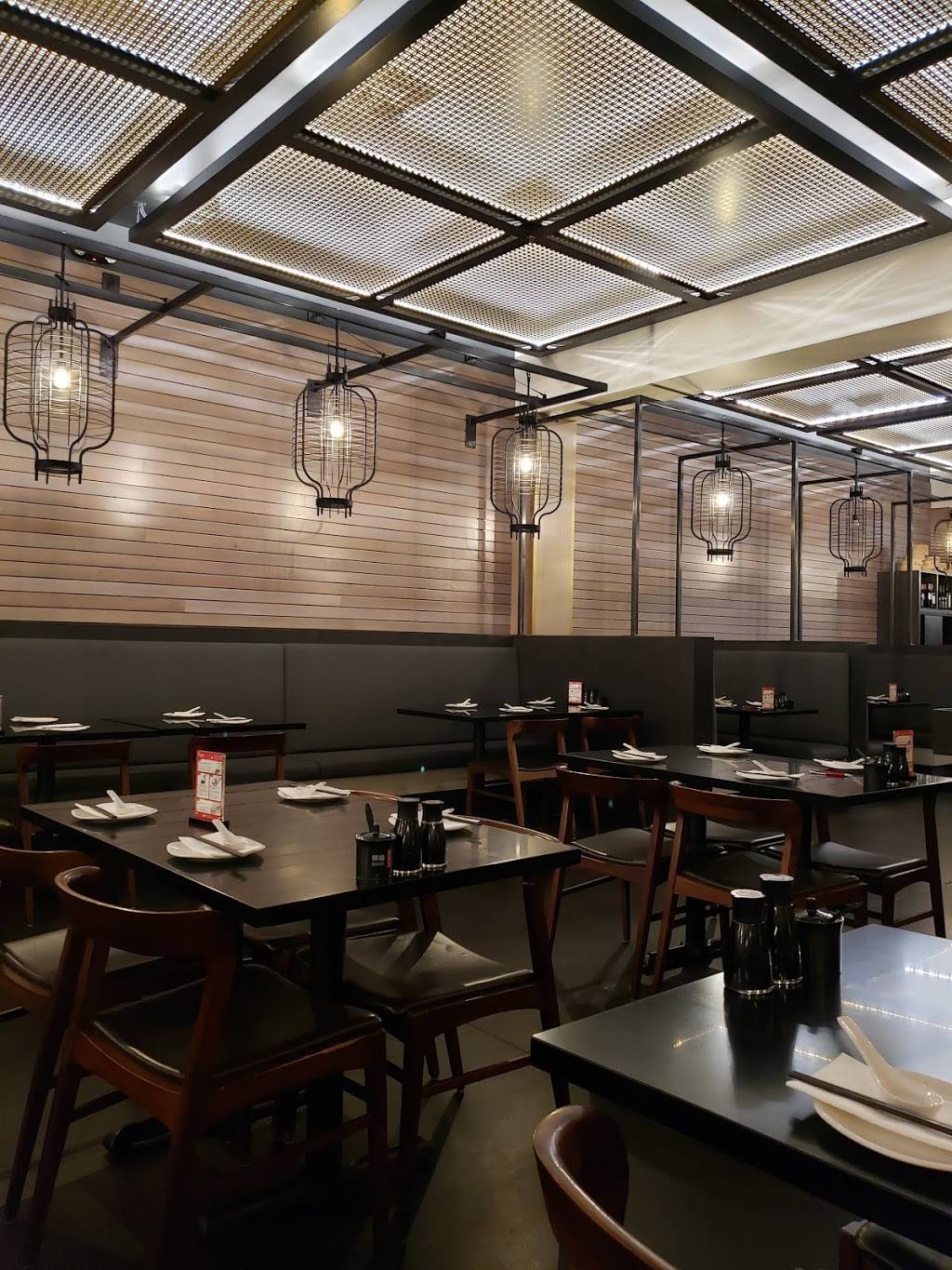 Din Tai Fung | restaurant | 181 Southcenter Mall, Tukwila, WA 98188, USA | 2062572888 OR +1 206-257-2888