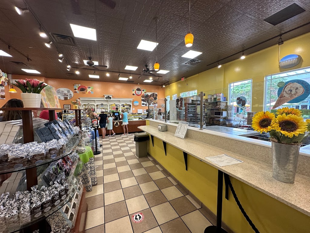 Kilwins Ice Cream & Fudge of PCB | cafe | 821 S Pier Park Dr #100, Panama City Beach, FL 32413, USA | 8502304177 OR +1 850-230-4177