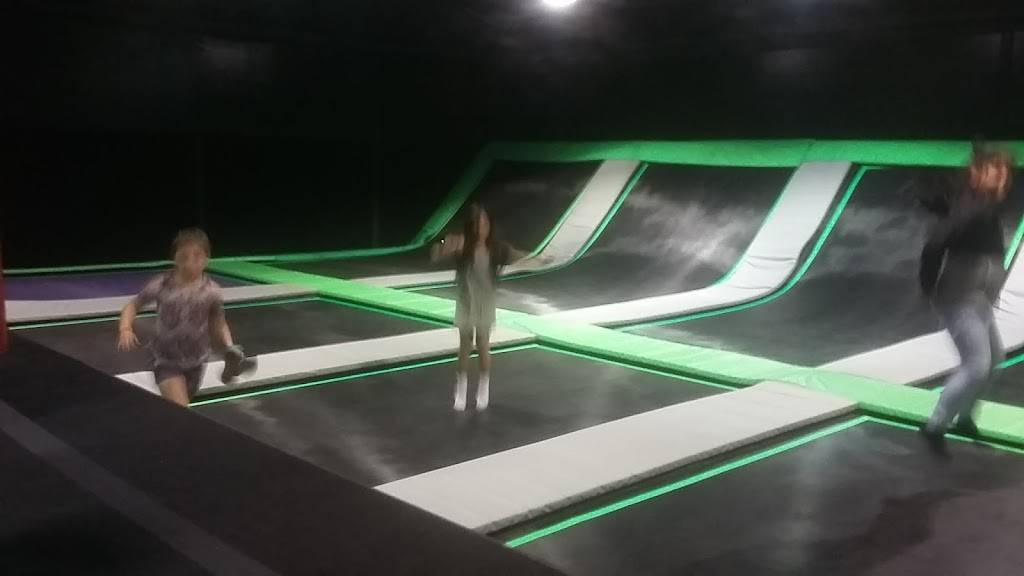 Xscape Family Entertainment Center | restaurant | 1819 S Main St, Weatherford, TX 76086, USA | 8175996520 OR +1 817-599-6520