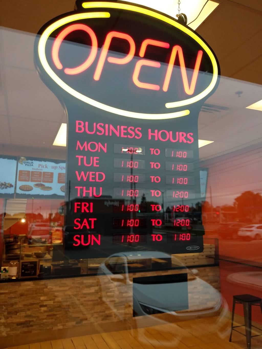 Qualia Pizza | restaurant | 8279 Lundys Ln, Niagara Falls, ON L2H 1H5, Canada | 9053549888 OR +1 905-354-9888