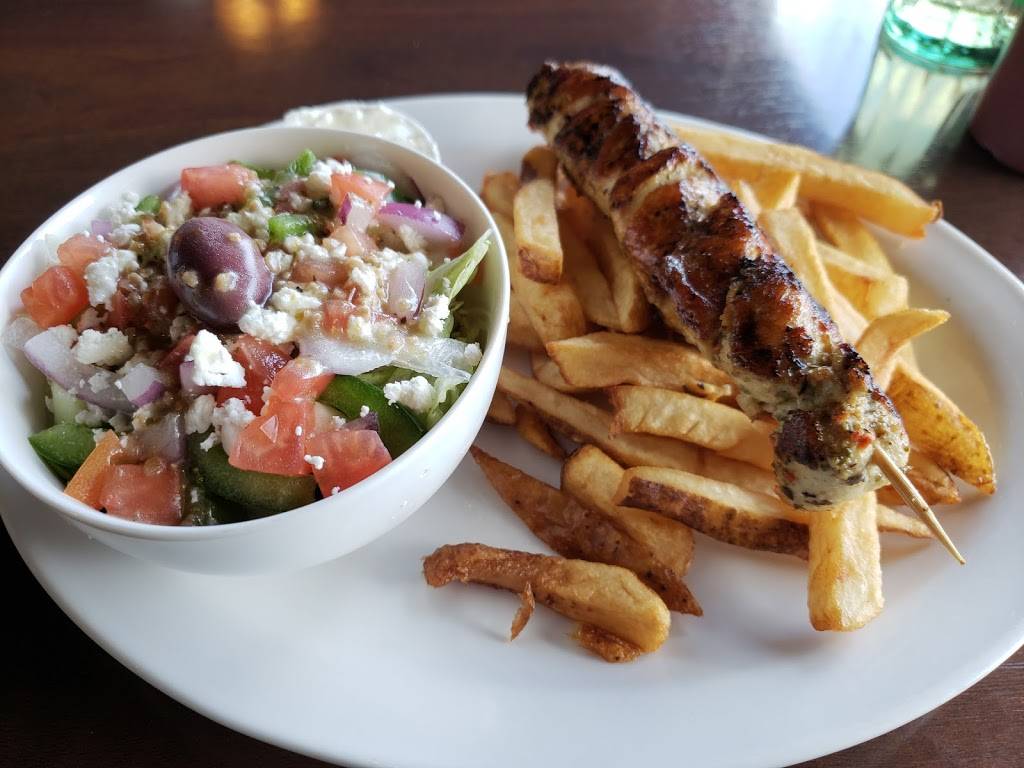 Dimitris Restaurant & Nikos Patio | restaurant | 609 William St, Cobourg, ON K9A 3A5, Canada | 2892521609 OR +1 289-252-1609