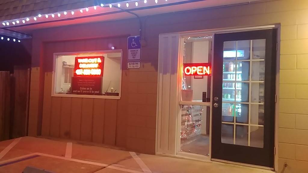 Cucinellas Brick Oven Pizzeria | restaurant | 254 N Division St, Oviedo, FL 32765, USA | 4078909000 OR +1 407-890-9000