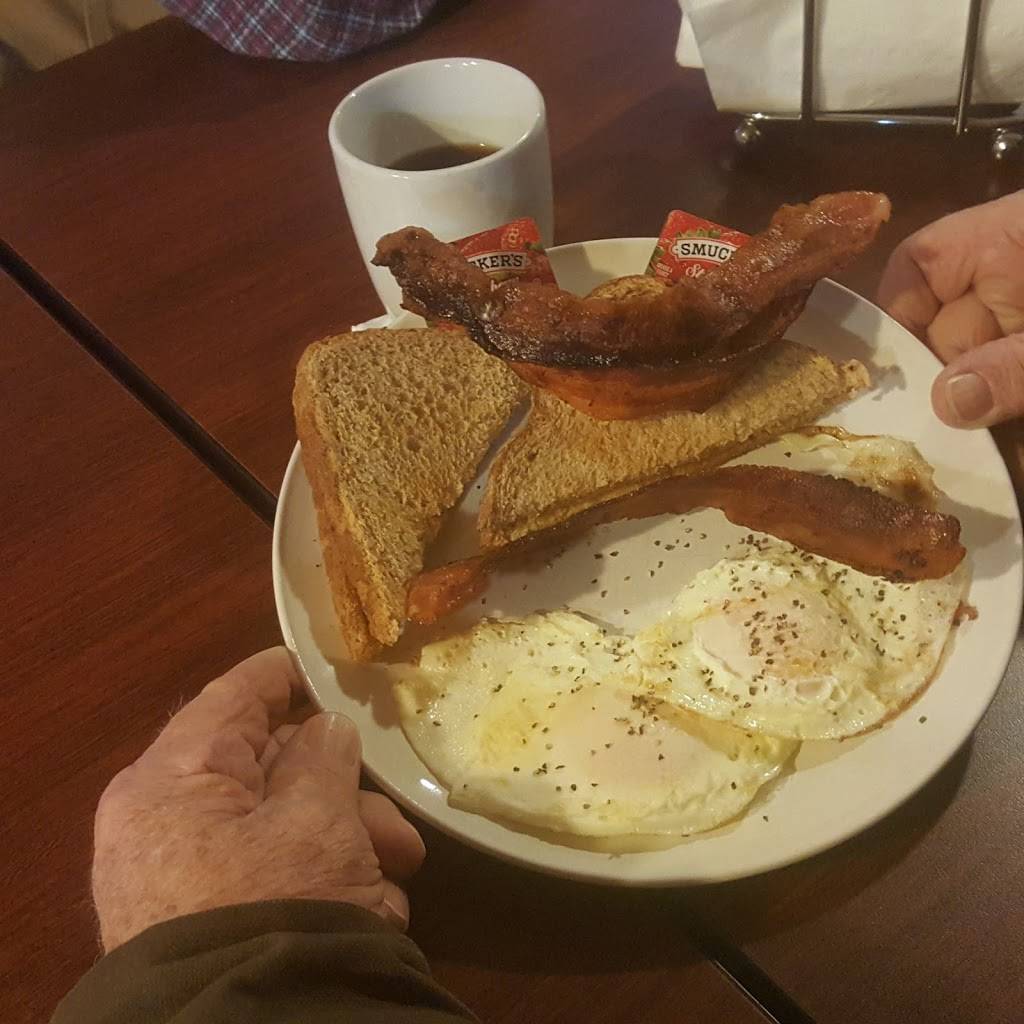 OKnappys Kitchen & Ice Cream | restaurant | 8026 Main St, Coatesville, IN 46121, USA | 7652091663 OR +1 765-209-1663