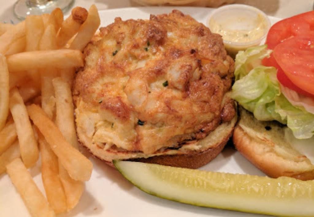 Pappas Restaurant and Sports Bar | restaurant | 550 Cranbrook Rd, Cockeysville, MD 21030, USA | 4106660030 OR +1 410-666-0030