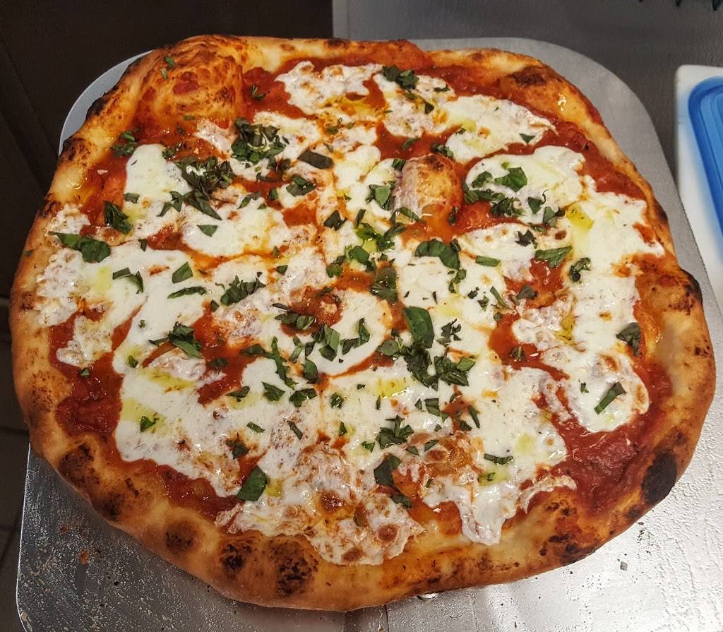 JBs Fuel Dock | restaurant | 126 S Roadway St, New Orleans, LA 70124, USA | 5045102260 OR +1 504-510-2260