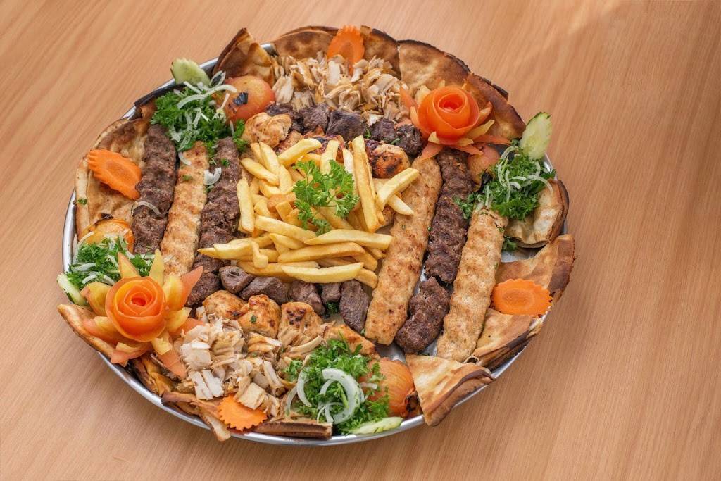 Mecca Grill | restaurant | 270 S Downing St, Denver, CO 80209, USA | 3037224100 OR +1 303-722-4100