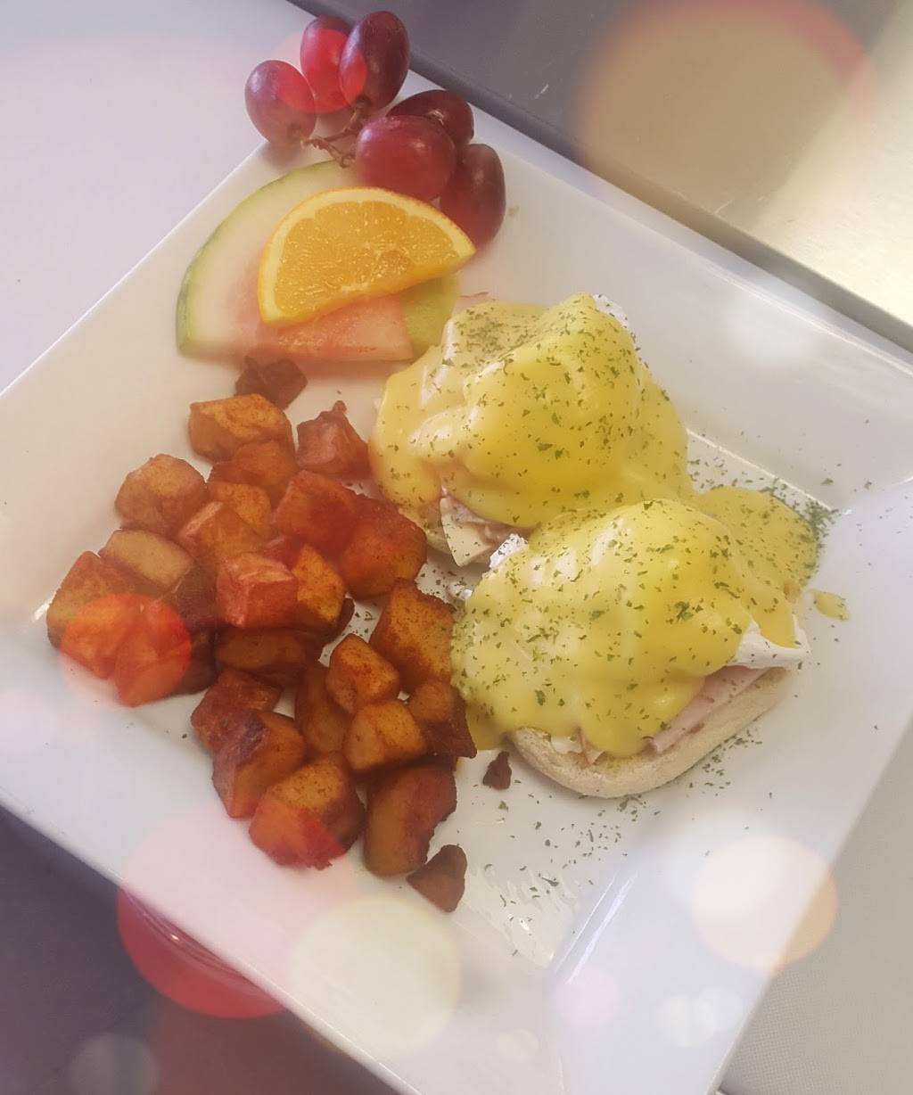 Restaurant Salvatore | restaurant | 1376 Avenue Bourgogne, Chambly, QC J3L 1Y3, Canada | 4504034473 OR +1 450-403-4473