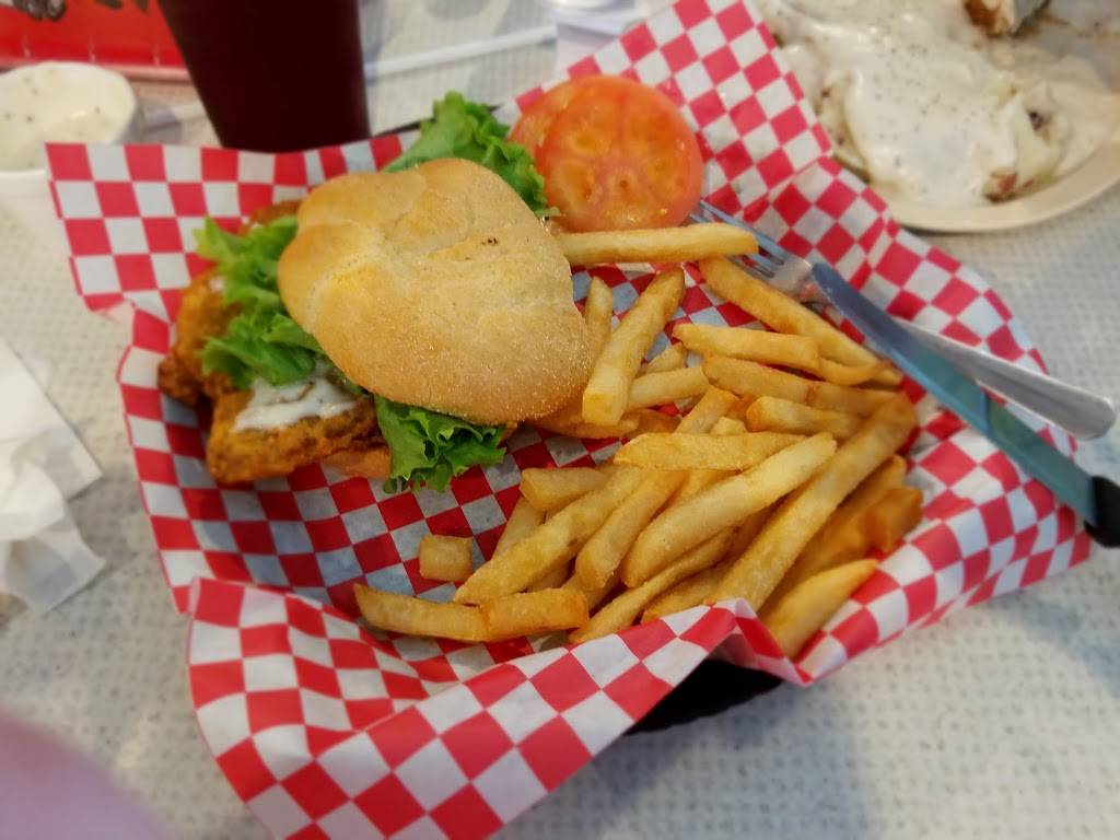 Tom & Bettys Restaurant | restaurant | 2134 Park Ave, Orange Park, FL 32073, USA | 9043751965 OR +1 904-375-1965