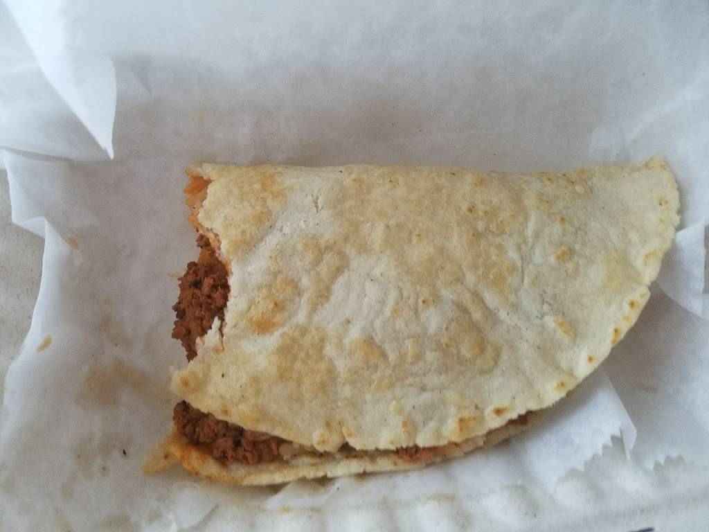 Gorditas El Gordo | restaurant | 211 E Lake St, Minneapolis, MN 55408, USA | 6128244002 OR +1 612-824-4002