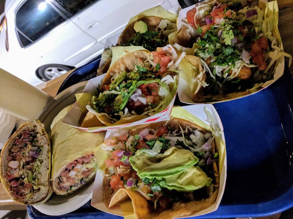 Oscar’s Mexican Seafood | restaurant | 703 Turquoise St, San Diego, CA 92109, USA | 8584886392 OR +1 858-488-6392